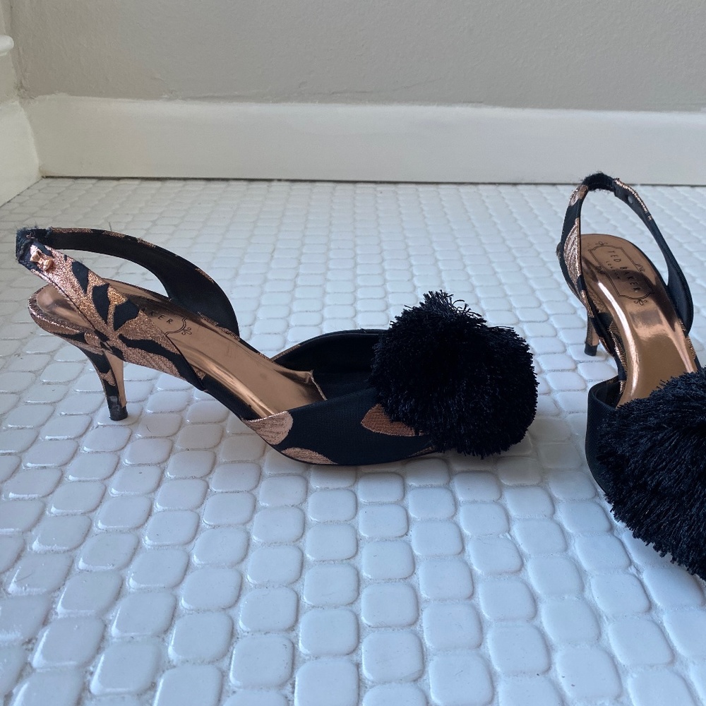 LAST CHANCE: Ted Baker Milano Jacquard Pompom Slingback Pump